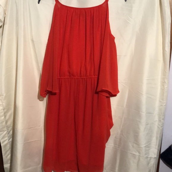 Dress - Picture 8 of 8